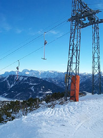 Lift Pylons