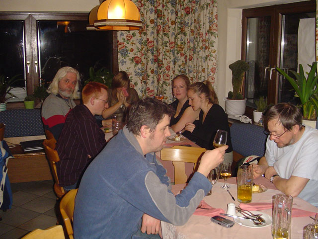 dinner_group_03